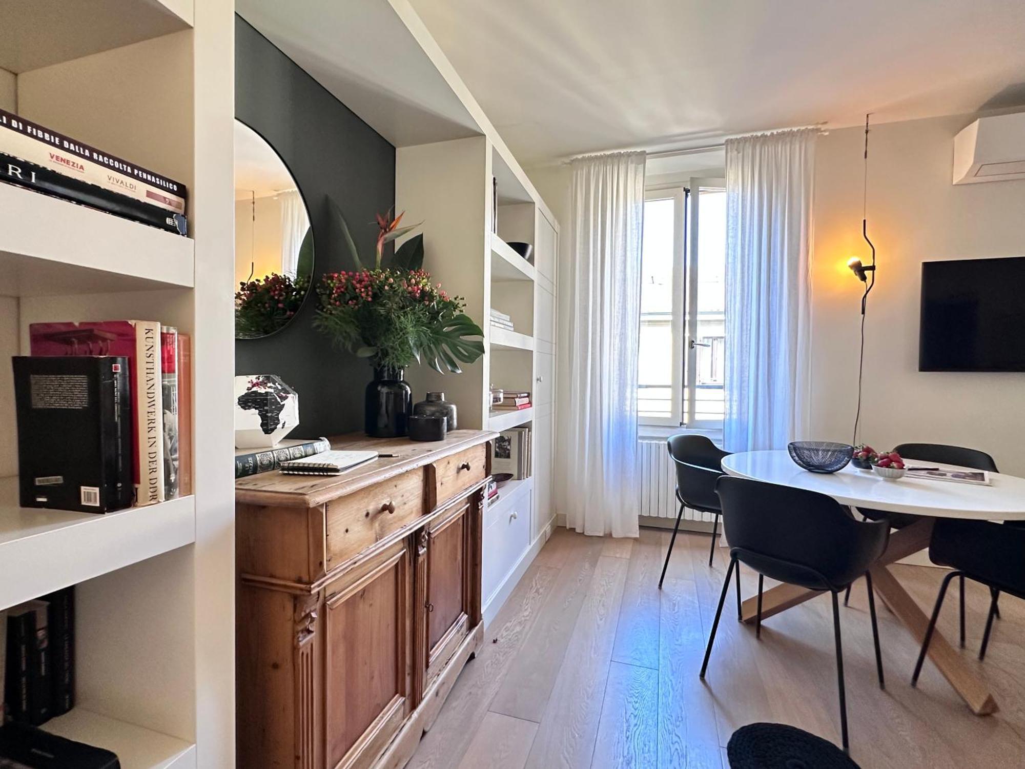 Lily Pads -Elegant Apartment- In The City Center Milano Exterior foto